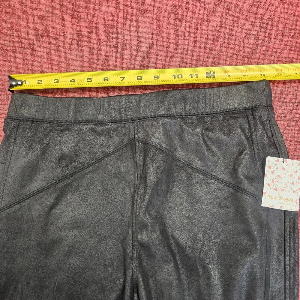Free People Rio Vegan Faux Leather Crackle Pants Legging L Black Moto Baddie NWT